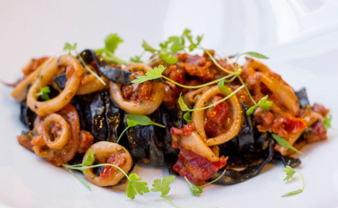 chefs_table_meal_squid_ink_taglitelle