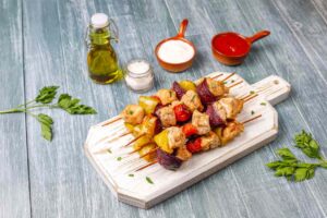 Greek Souvlaki Recipe – Juicy Skewers with Chicken and Veggies